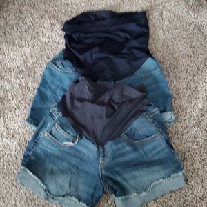 Maternity shorts
